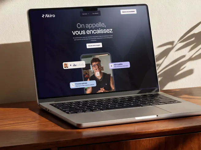 Cas client Akiro : aperçu du site web conçu par Cosmeek